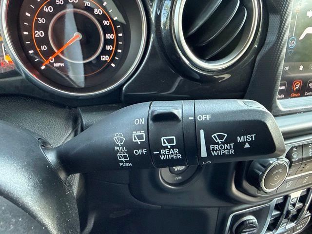 2020 Jeep Wrangler - $32,000