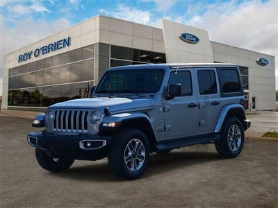 2018 Jeep Wrangler Unlimited 4X4 Sahara 4DR SUV (midyear Release)
