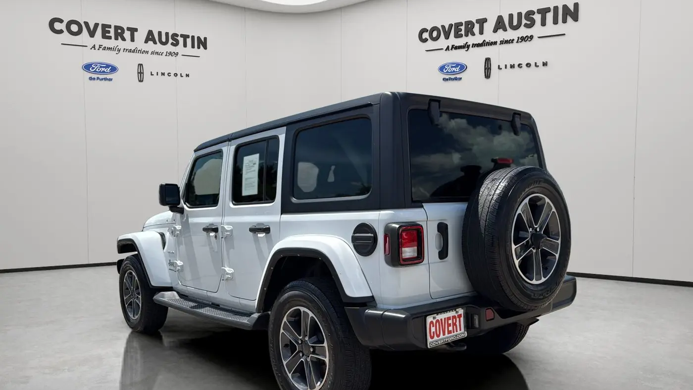 2023 Jeep Wrangler Sahara
