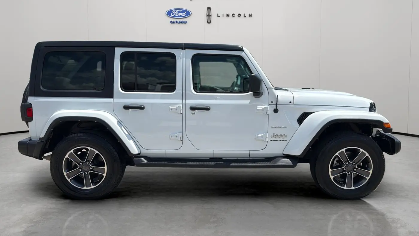 2023 Jeep Wrangler Sahara
