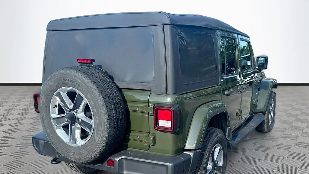 2022 Jeep Wrangler Unlimited Sahara