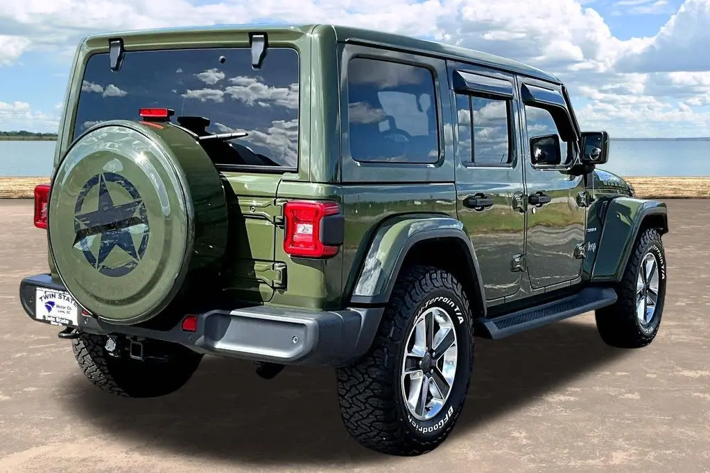 2021 Jeep Wrangler - $29,850