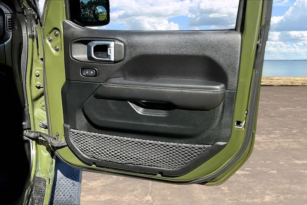 2021 Jeep Wrangler - $29,850