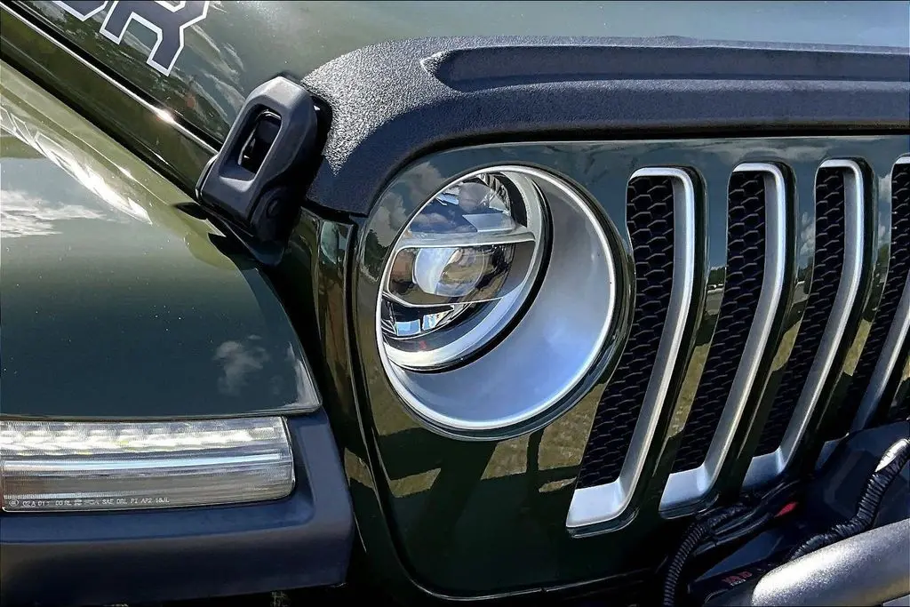 2021 Jeep Wrangler - $29,850