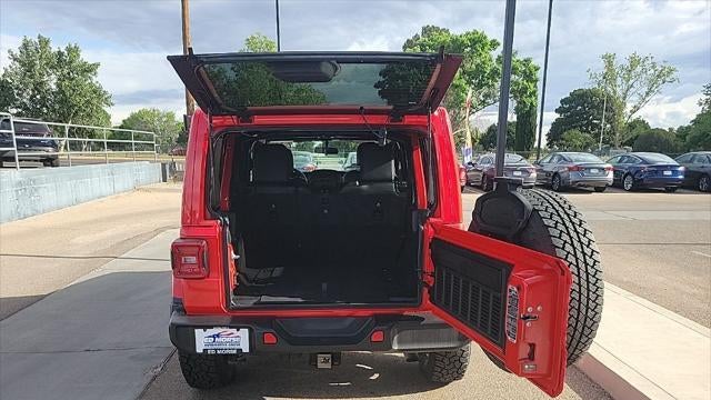 2021 Jeep Wrangler Unlimited Sahara Altitude
