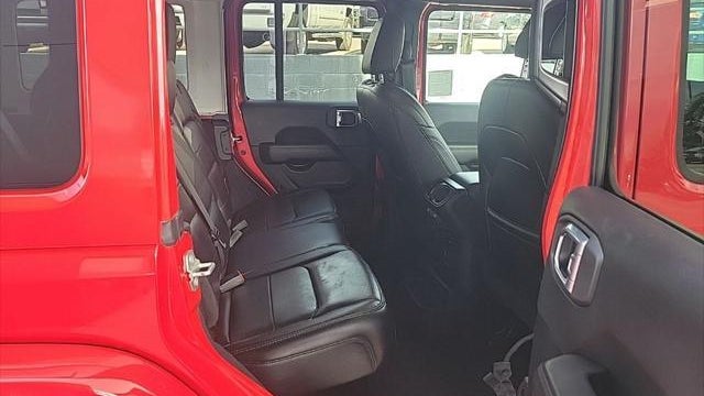 2021 Jeep Wrangler Unlimited Sahara Altitude