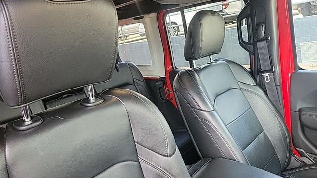 2021 Jeep Wrangler Unlimited Sahara Altitude
