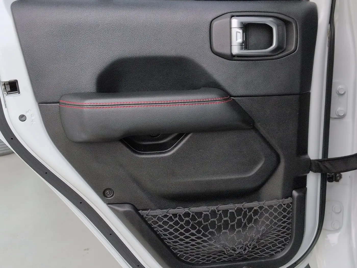 2018 Jeep Wrangler - $20,000
