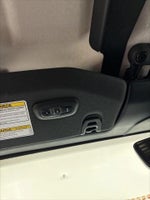 2020 Wrangler Unlimited Thumbnail 16