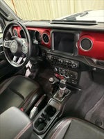 2020 Wrangler Unlimited Thumbnail 32