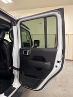2020 Wrangler Unlimited Thumbnail 37