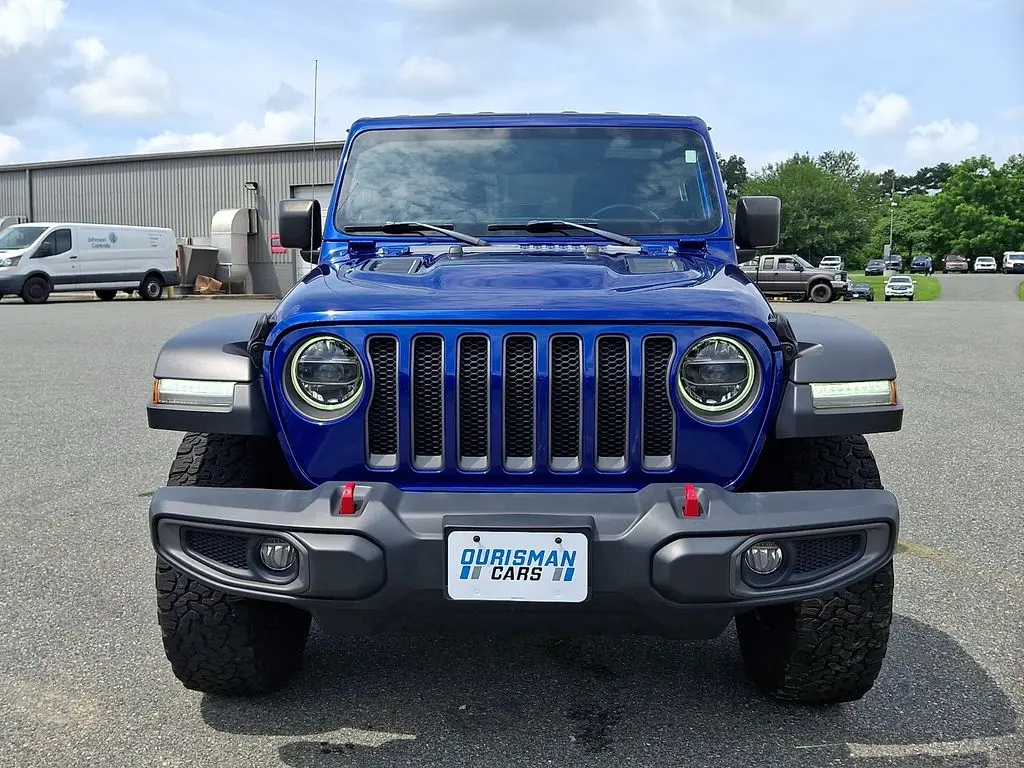 2019 Jeep Wrangler - $33,000