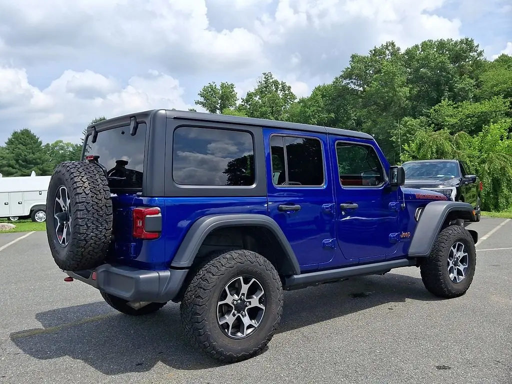 2019 Jeep Wrangler - $33,000