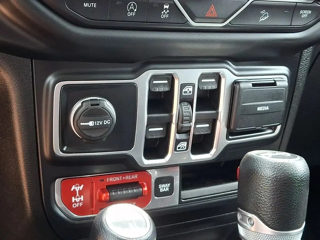 2019 Jeep Wrangler - $33,000