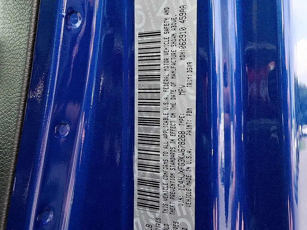 2019 Jeep Wrangler - $33,000
