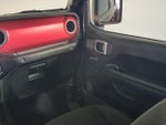 2022 Wrangler Unlimited Thumbnail 19