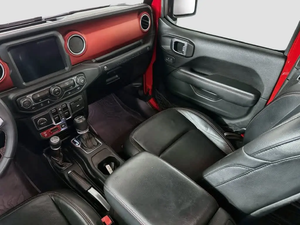 2019 Jeep Wrangler - $25,373