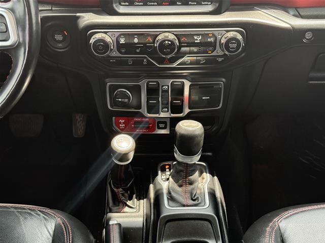 2020 Jeep Wrangler - $33,500
