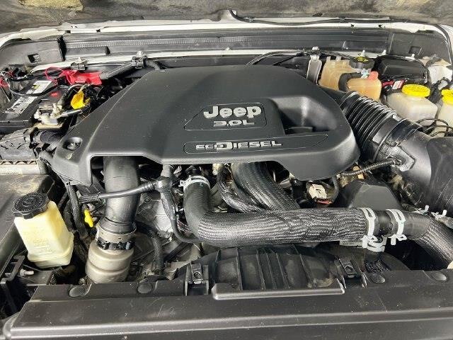 2021 Jeep Wrangler - $35,800