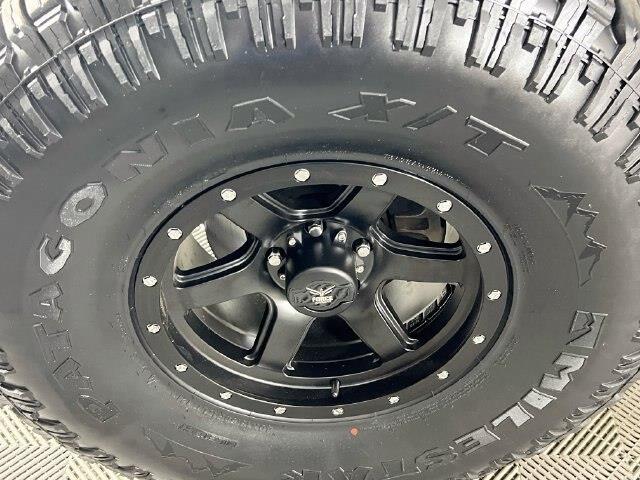 2021 Jeep Wrangler - $35,800