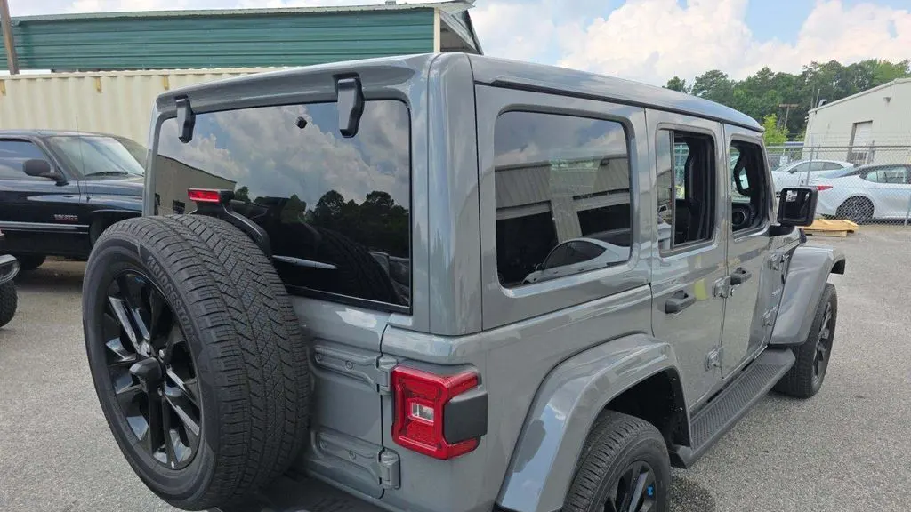 2023 Jeep Wrangler Sahara 4xe