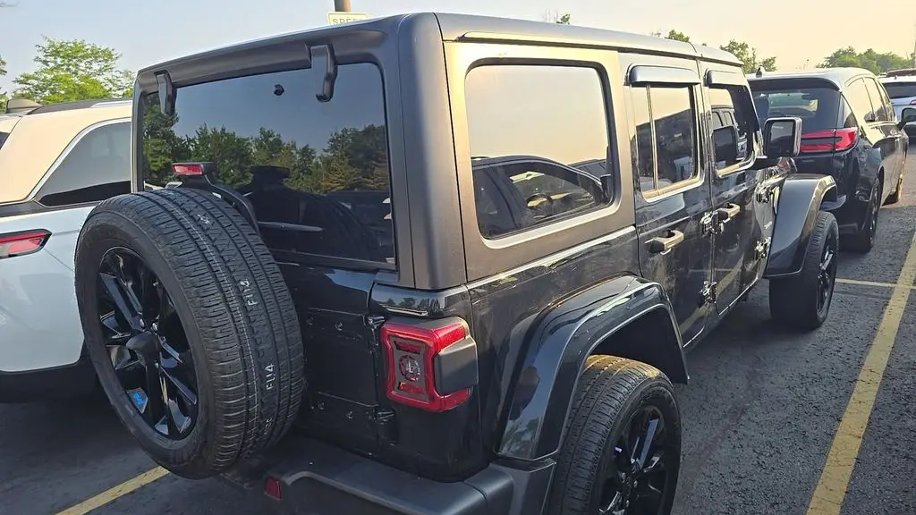 2023 Jeep Wrangler Sahara 4xe