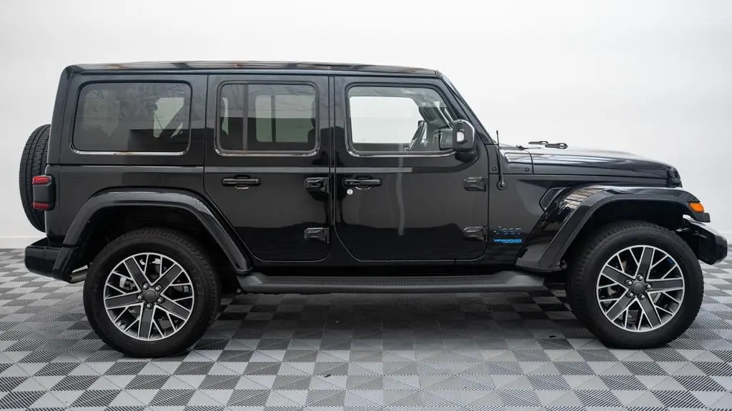 2022 Jeep Wrangler Unlimited Sahara 4xe