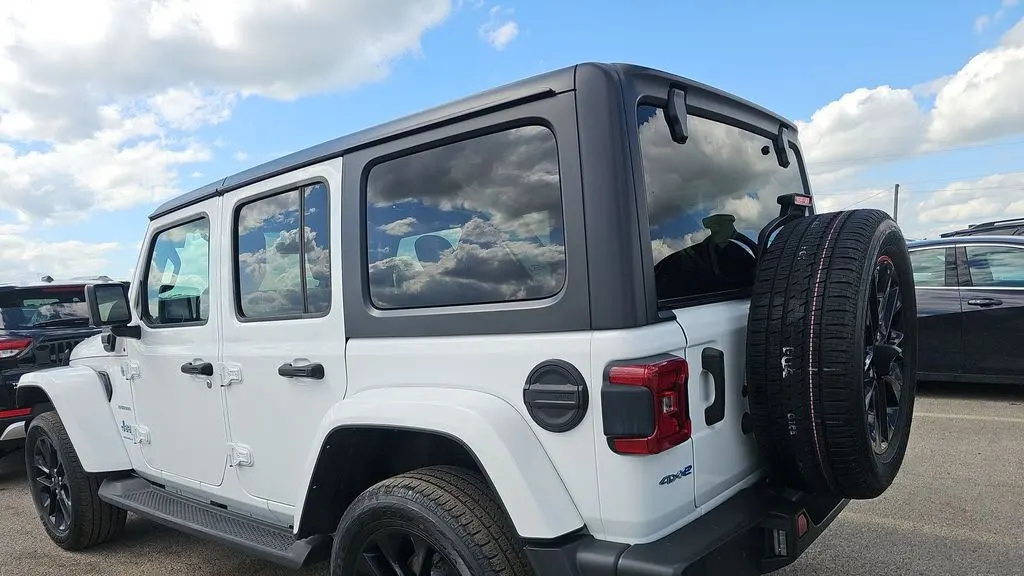 2023 Jeep Wrangler Sahara 4xe