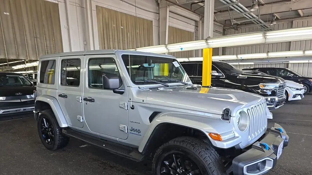 2023 Jeep Wrangler Sahara 4xe
