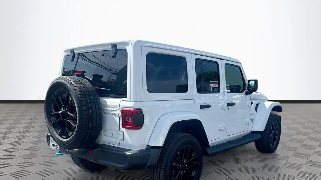2023 Jeep Wrangler Sahara 4xe