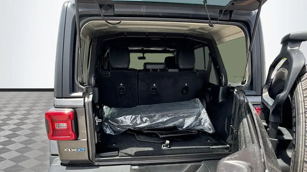 2023 Jeep Wrangler Sahara 4xe