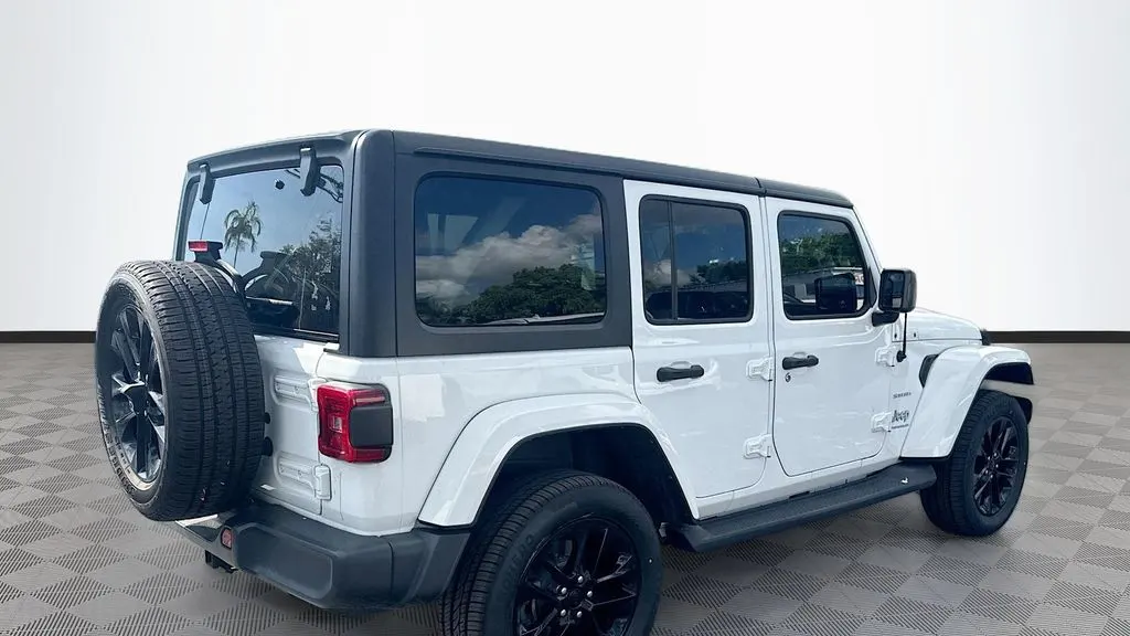2023 Jeep Wrangler Sahara 4xe