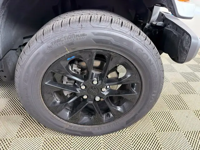 2023 Jeep Wrangler - $24,000