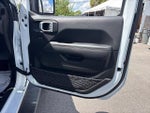 2022 Wrangler Unlimited Thumbnail 19