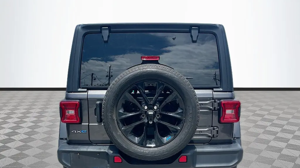 2023 Jeep Wrangler Sahara 4xe