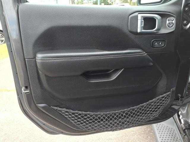2022 Jeep Wrangler - $29,995