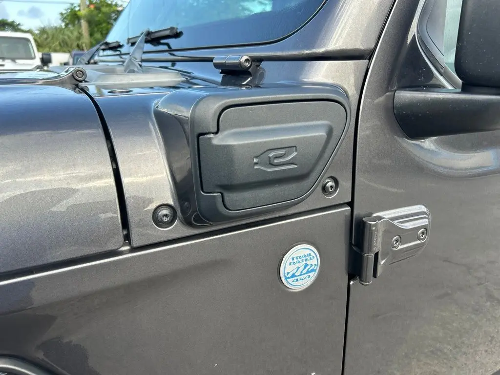 2022 Jeep Wrangler - $22,877