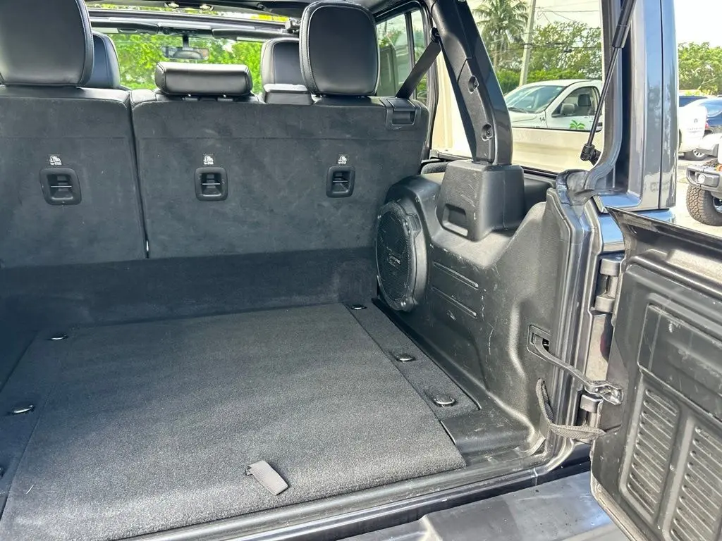 2022 Jeep Wrangler - $22,877