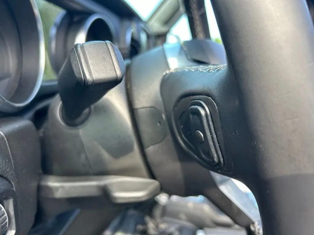 2022 Jeep Wrangler - $22,877