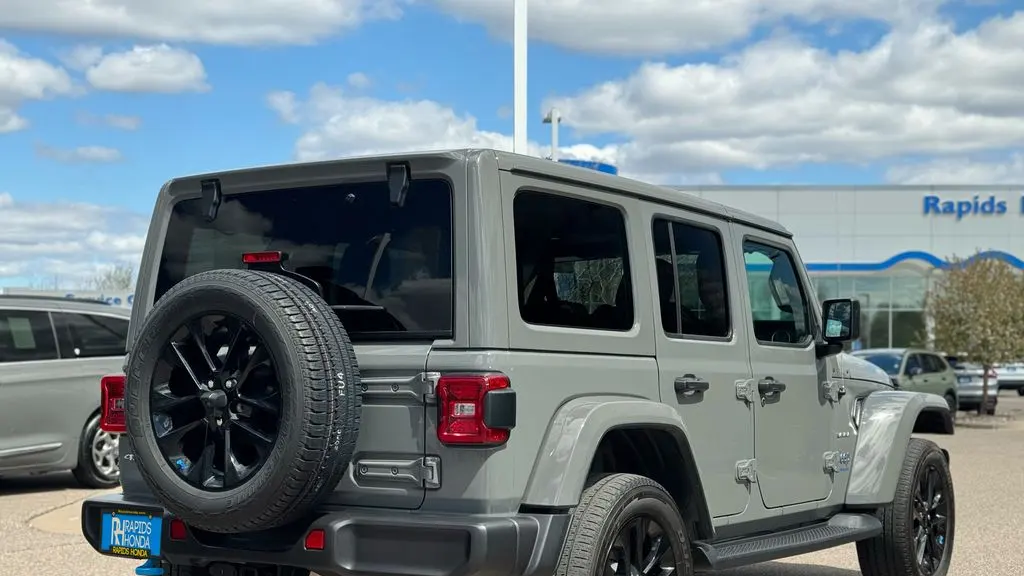 2023 Jeep Wrangler Sahara 4xe