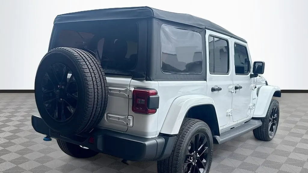 2023 Jeep Wrangler Sahara 4xe