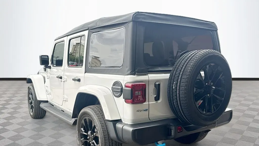 2023 Jeep Wrangler Sahara 4xe
