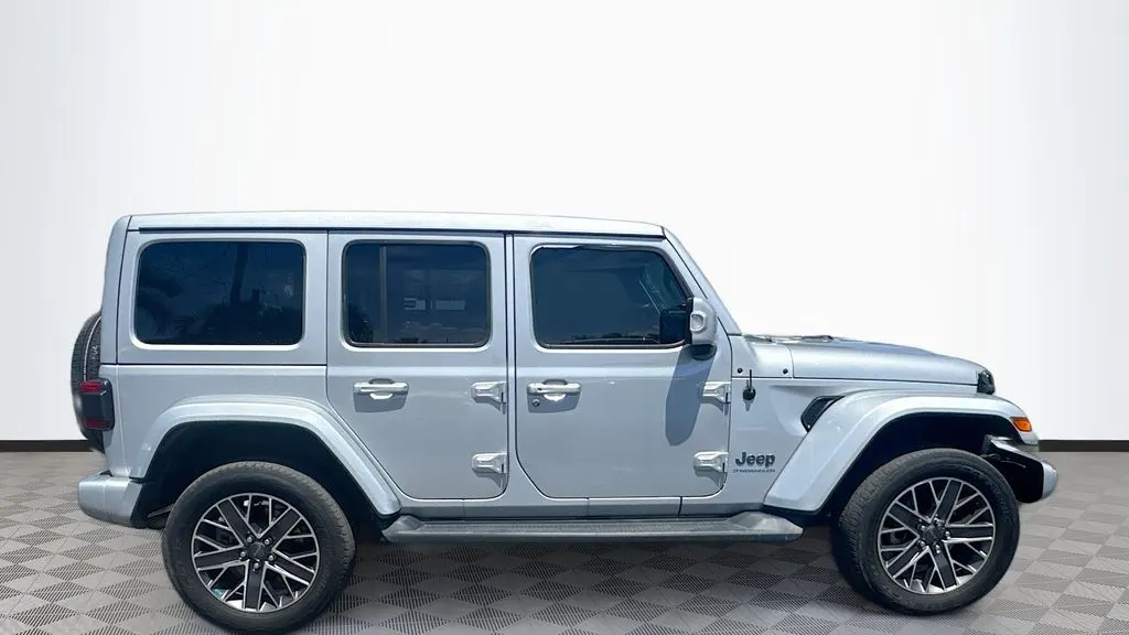 2023 Jeep Wrangler Sahara 4xe