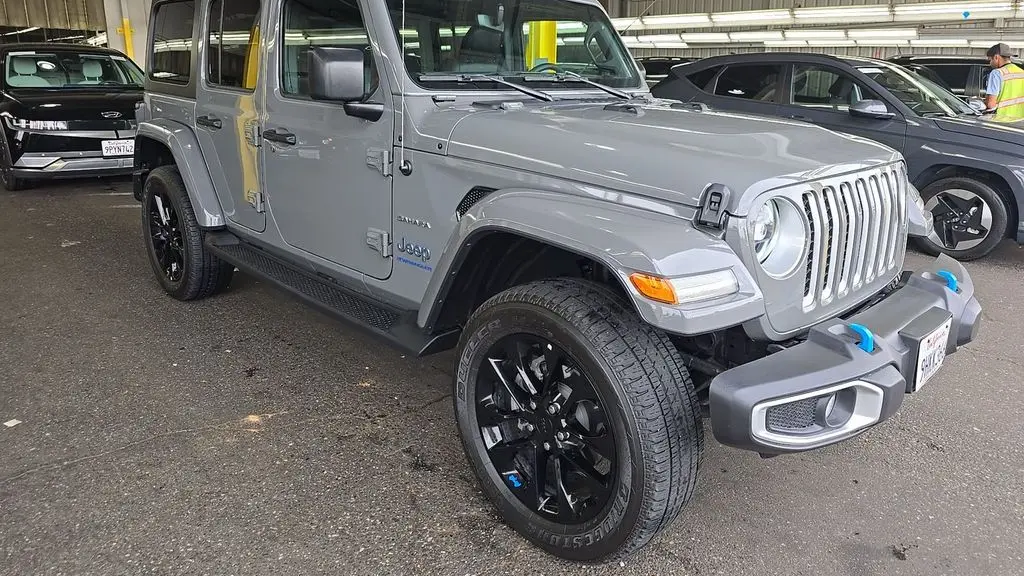 2023 Jeep Wrangler Sahara 4xe