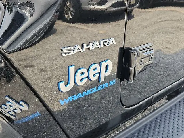 2023 Jeep Wrangler - $27,725