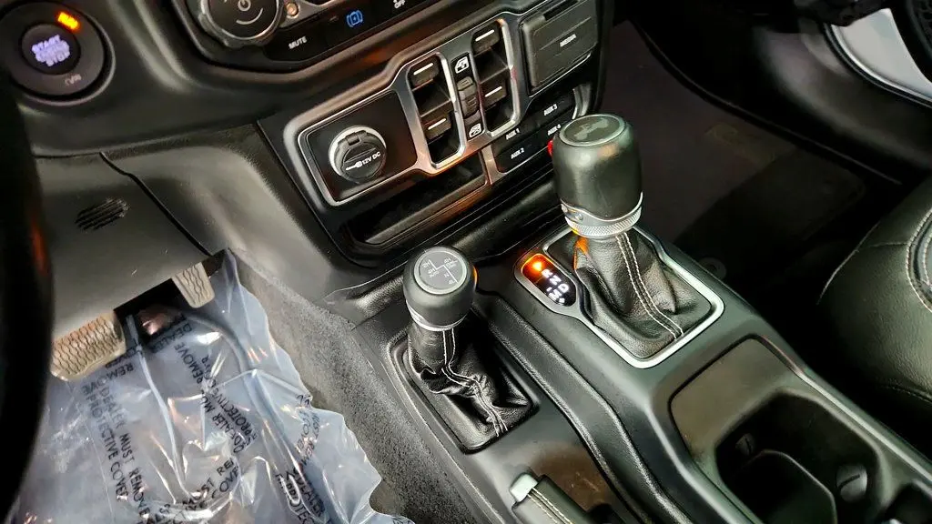 2023 Jeep Wrangler - $22,995