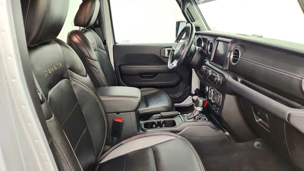 2023 Jeep Wrangler - $22,995
