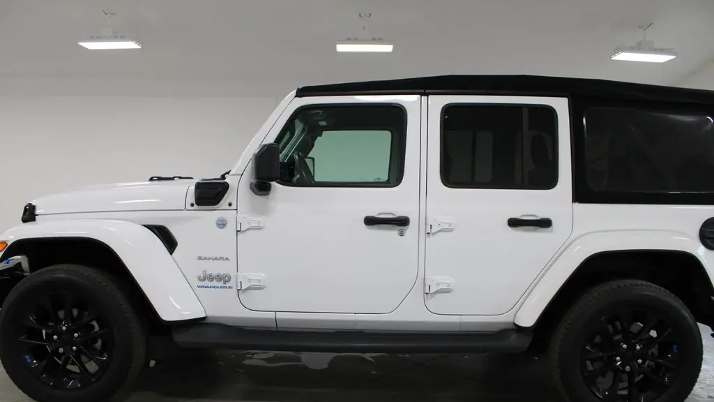 2023 Jeep Wrangler Sahara 4xe