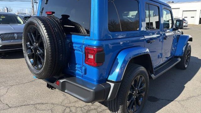 2023 Jeep Wrangler Sahara 4xe