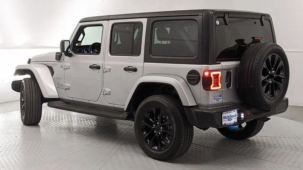 2023 Jeep Wrangler Sahara 4xe